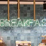 B&B Hotel Namur Szálloda 3*