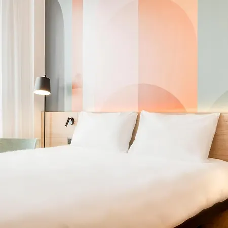 B&B Hotel Namur Hotel 3*