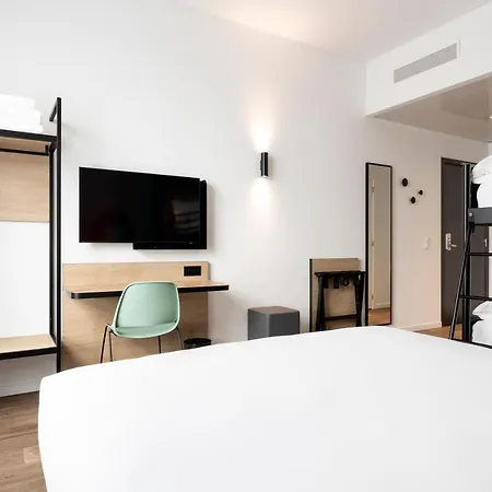 B&B Hotel Namur Otel