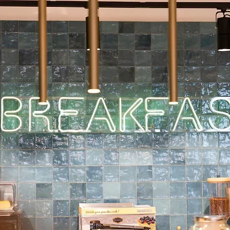 B&B Hotel Namur Szálloda 3*