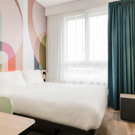 B&B Hotel Namur Hotel 3*