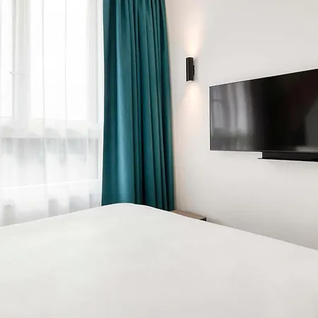 B&B Hotel Namur Hotel 3*