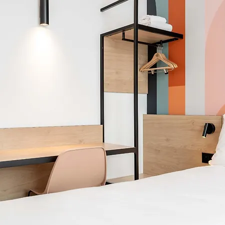 B&B Hotel Namur Hotel 3*