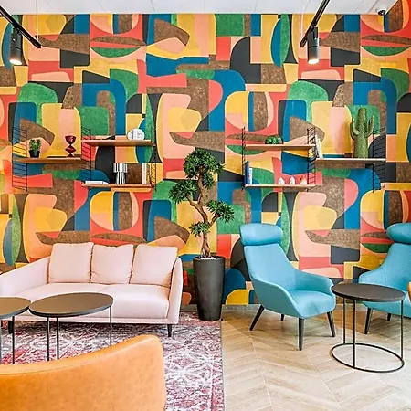 B&B Hotel Namur ホテル