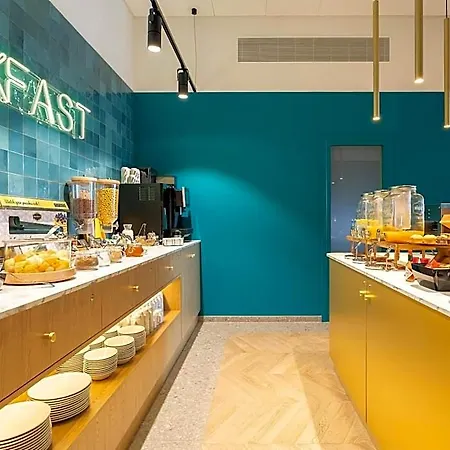 ホテル B&B Hotel Namur ナミュール