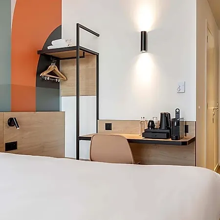B&B Hotel Namur מלון