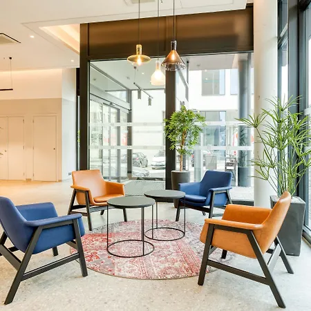 B&B Hotel Namur Hotell 3*
