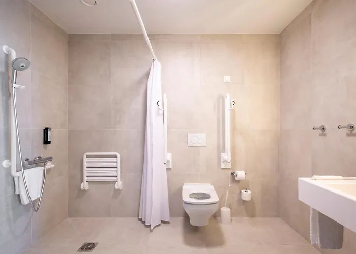 B&B Hotel Namur 나무르