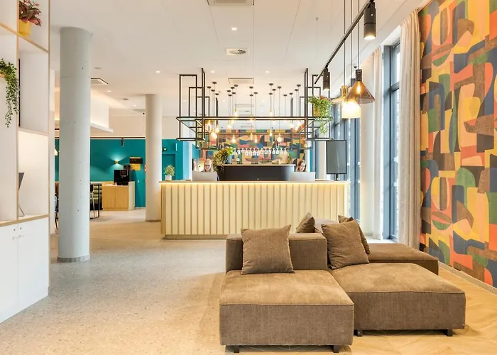 호텔 B&B Hotel Namur 3*