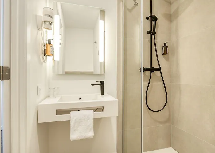 호텔 B&B Hotel Namur 나무르